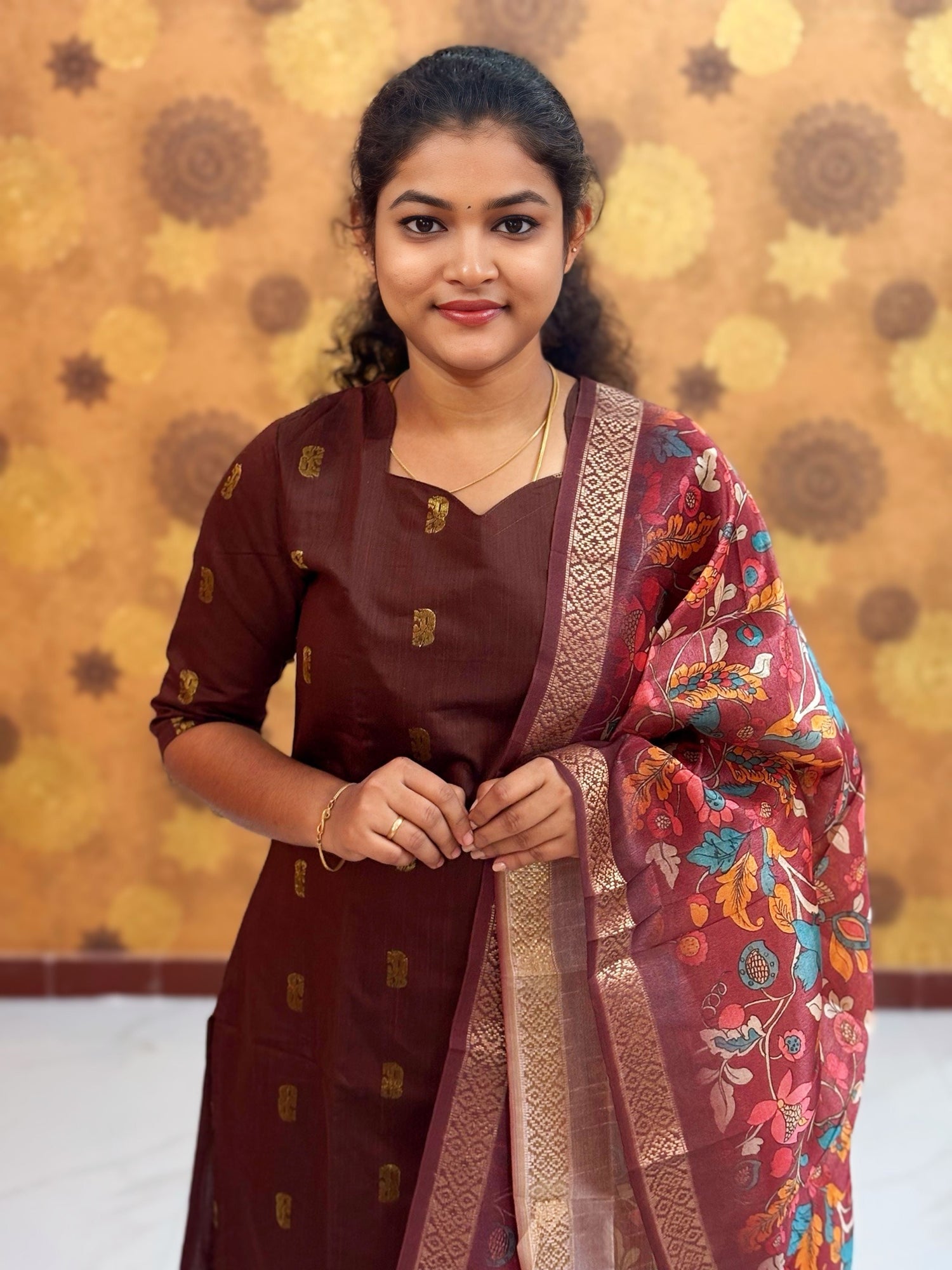 Kurti & Dupatta Set