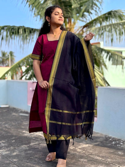 Vaidehi Salwar Suit - VID 1182
