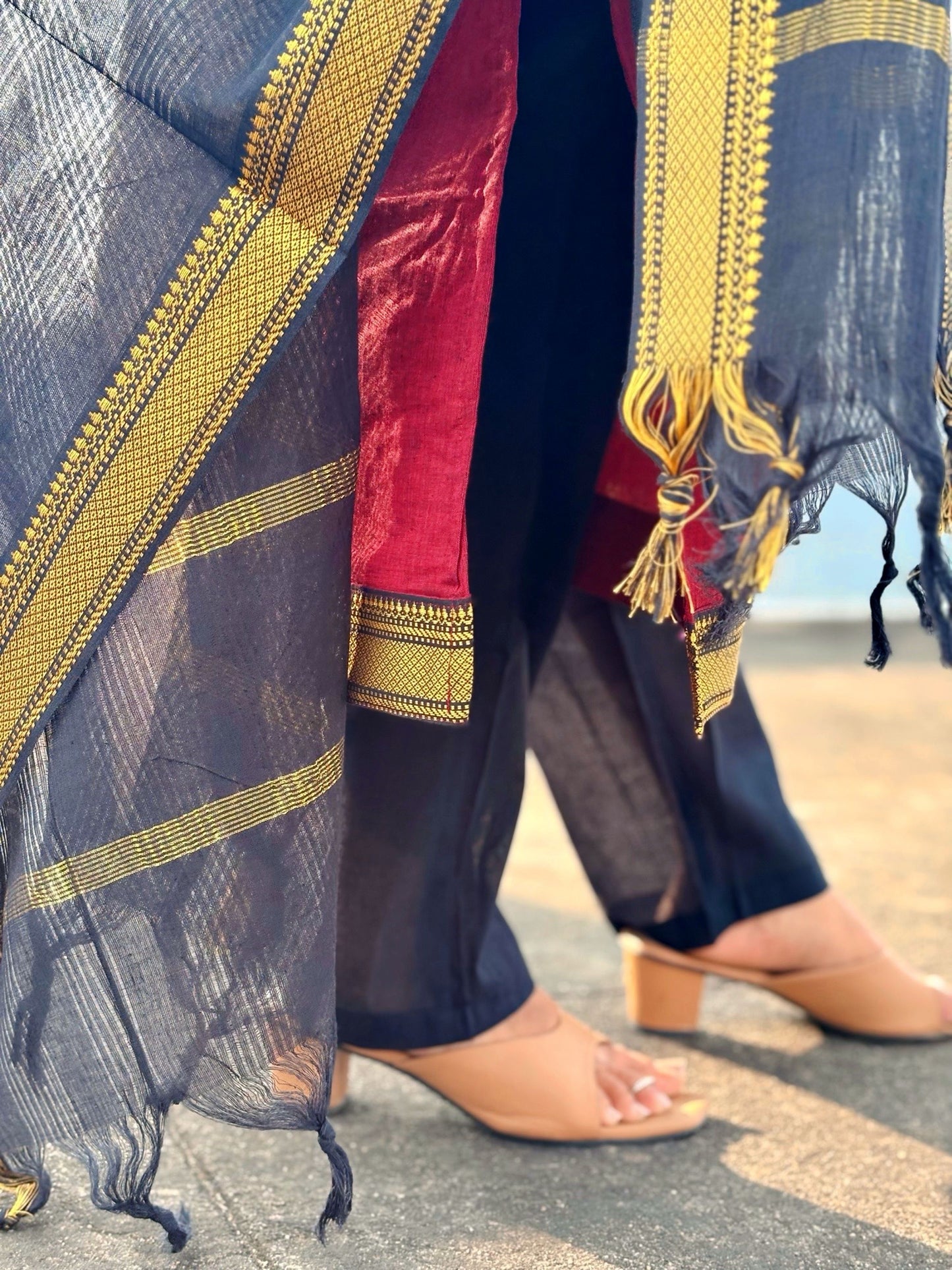 Vaidehi Salwar Suit - VID 1182