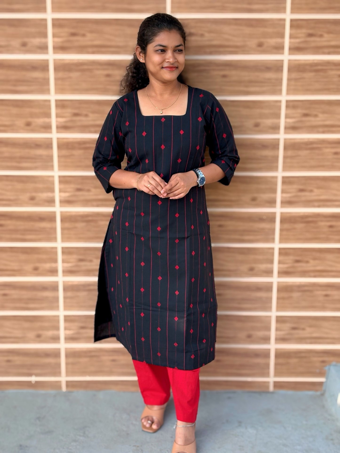Kaarigai Salwar Suit - KRI 1193