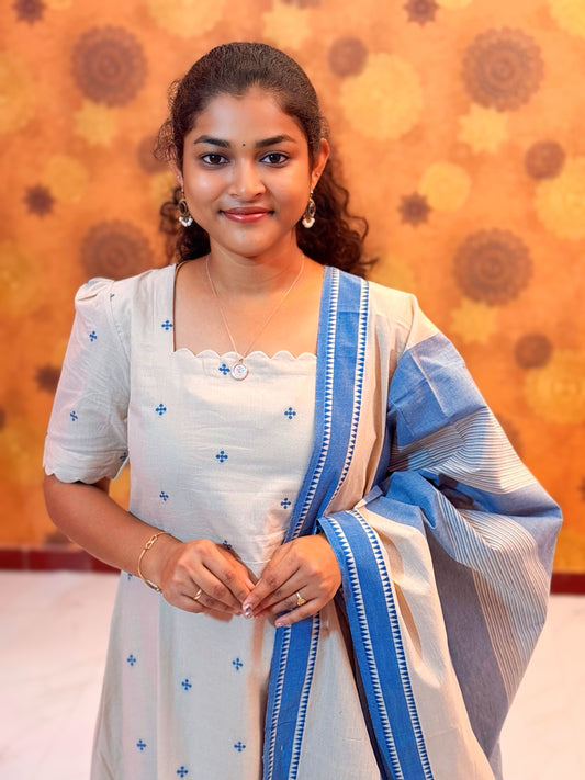 Chikku Butta A Line Kurti & Dupatta