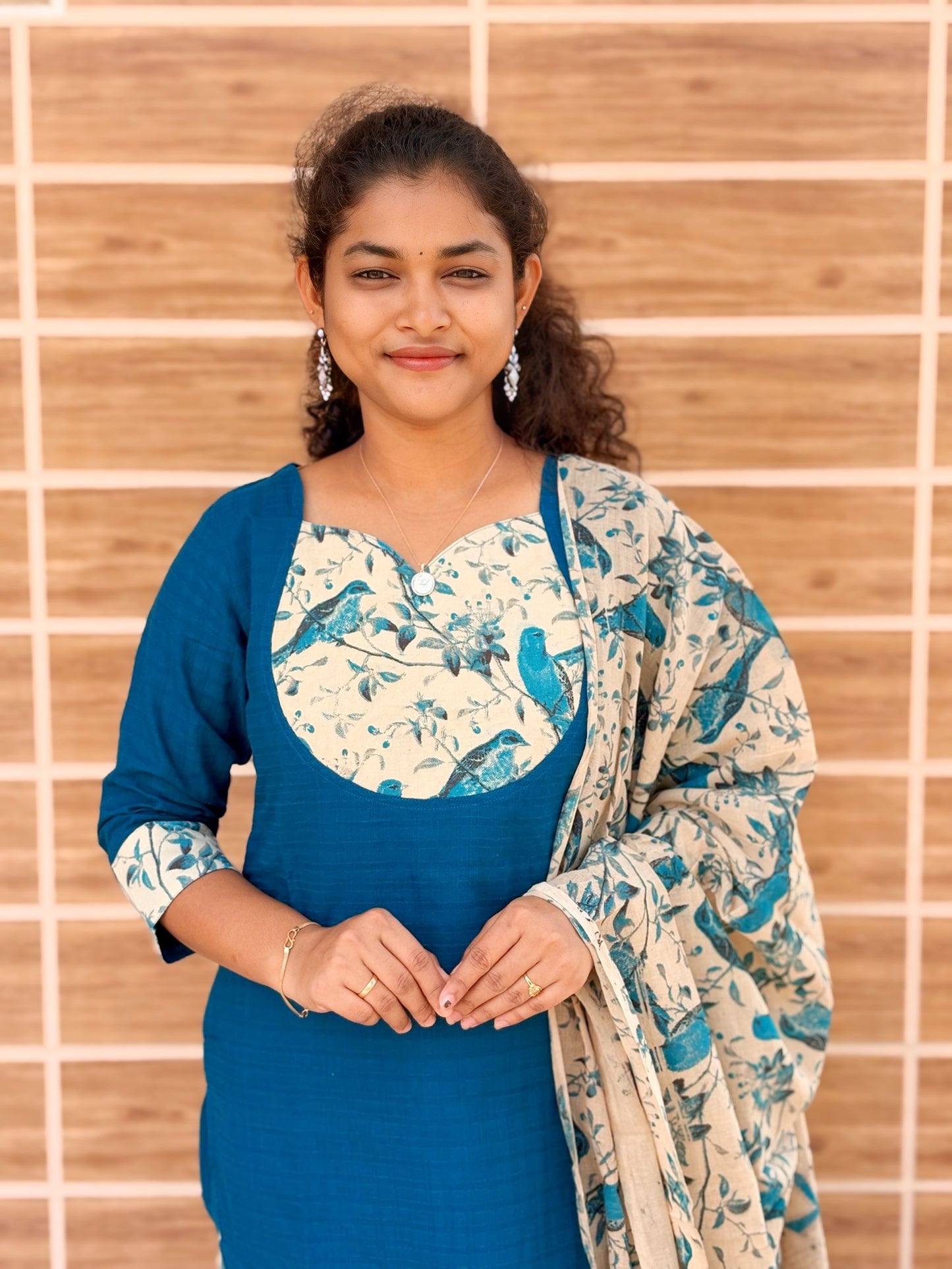 Varnika Salwar Suit - VRN 1220